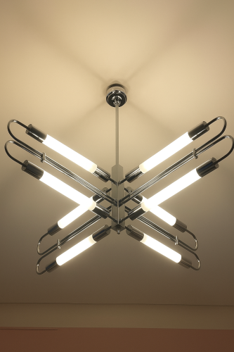 Bauhaus-Ikone – 8× opale LED-Soffitten, Korpus aus verchromtem Messing