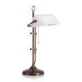 Klassische Bankerlampe, das Modell T20S LX Rustik mit Opalglas
