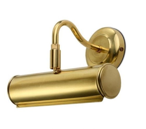 Klassische-Bilderleuchte mit gebogenem Auslegerarm aus Messing. Das Model W2341 Berliner Messing
